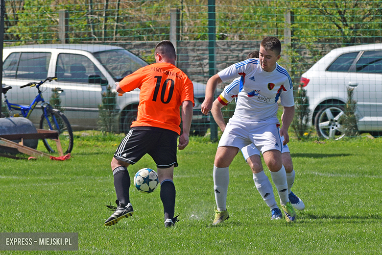 Pagel Komorniki - LKS Ciechów 4:4