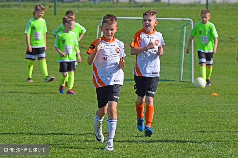 Ponad stu młodych zawodników rywalizowało w turnieju Schumacher Packaging Cup w Miękini