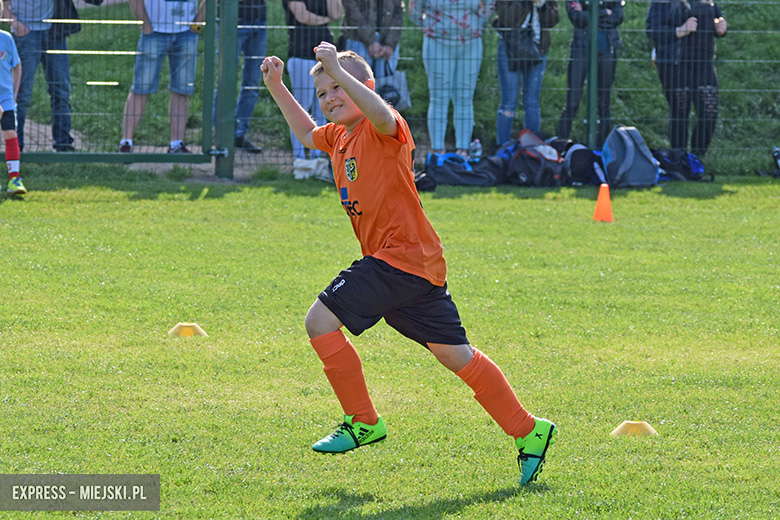 Ponad stu młodych zawodników rywalizowało w turnieju Schumacher Packaging Cup w Miękini