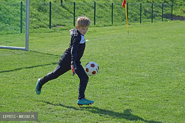 Ponad stu młodych zawodników rywalizowało w turnieju Schumacher Packaging Cup w Miękini