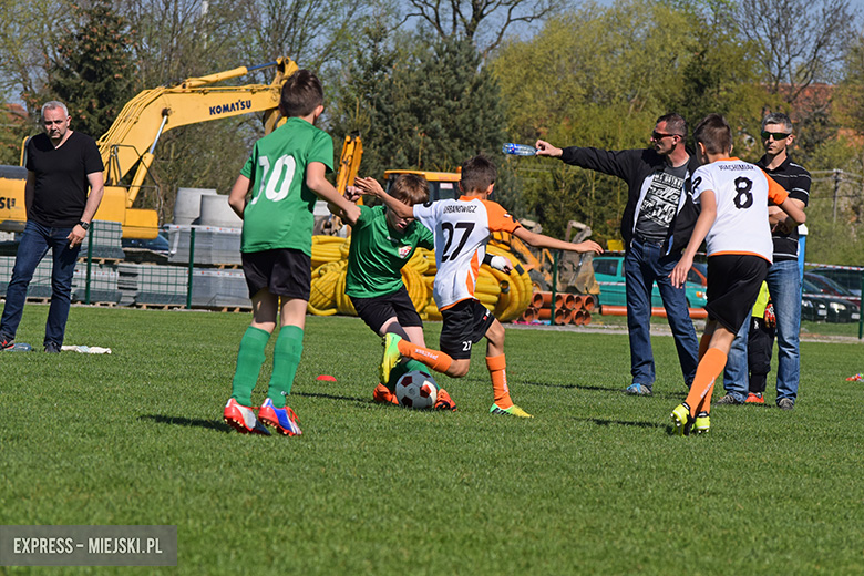 Ponad stu młodych zawodników rywalizowało w turnieju Schumacher Packaging Cup w Miękini