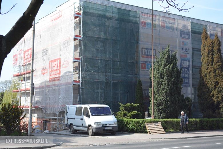 Prace remontowe przy budynku starostwa