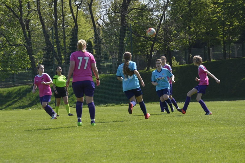 Niedzielny mecz Skarbów