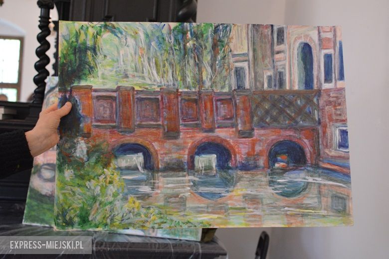 Prace kobiet nad obrazami w zamku w Wojnowicach