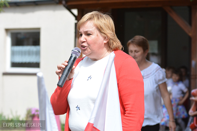 Święto Flagi i odzyskanie niepodległości w Przedszkolu pod Topolą