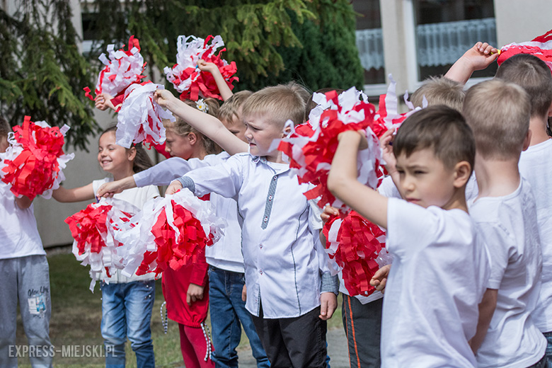 Święto Flagi i odzyskanie niepodległości w Przedszkolu pod Topolą