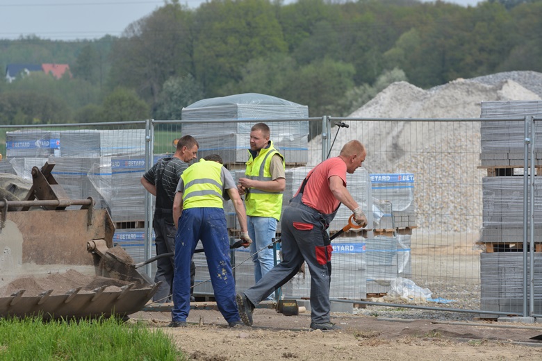 Budowa ścieżki rowerowej Cesarzowice-Ciechów