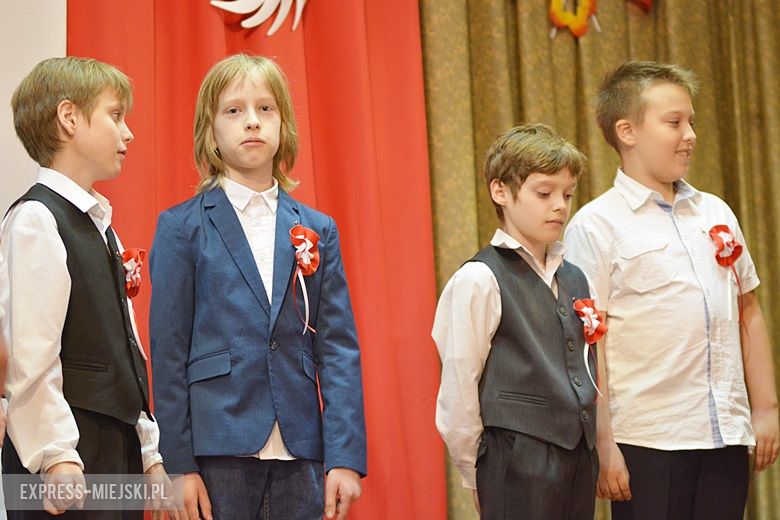 Uroczystości w GOK'u w Kostomłotach