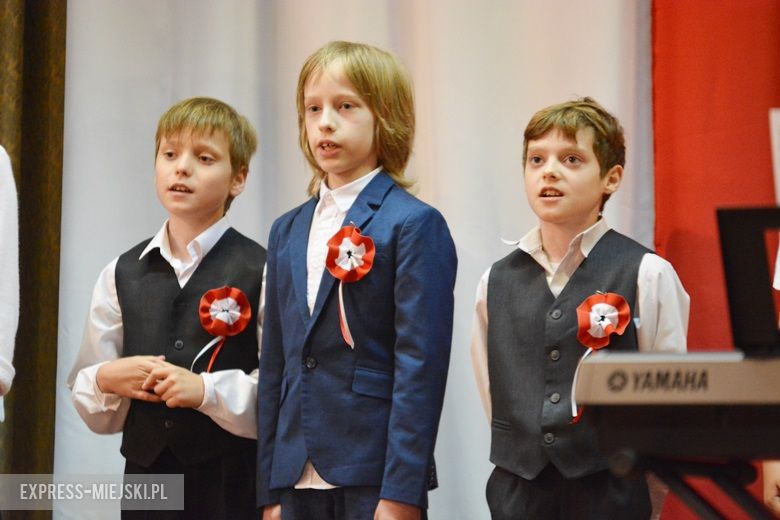 Uroczystości w GOK'u w Kostomłotach