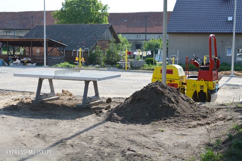Plac budowy przy świetlicy wiejskiej w Krynicznie