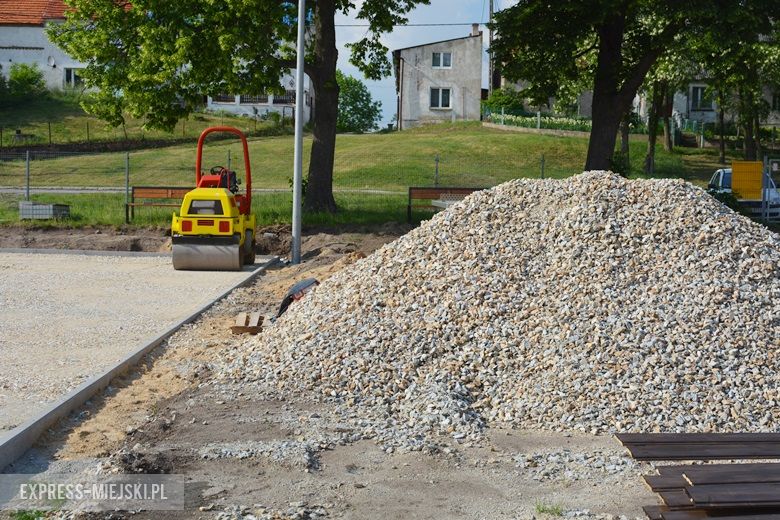 Plac budowy przy świetlicy wiejskiej w Krynicznie