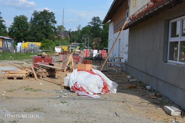 Plac budowy na targowisku w Środzie Śląskiej