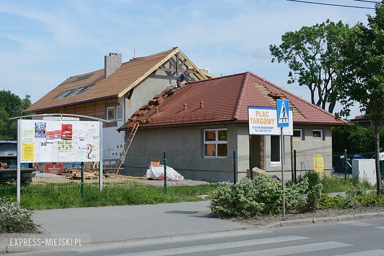 Plac budowy na targowisku w Środzie Śląskiej