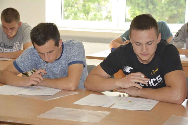 Konkurs motoryzacyjny w KPP w Środzie Śląskiej