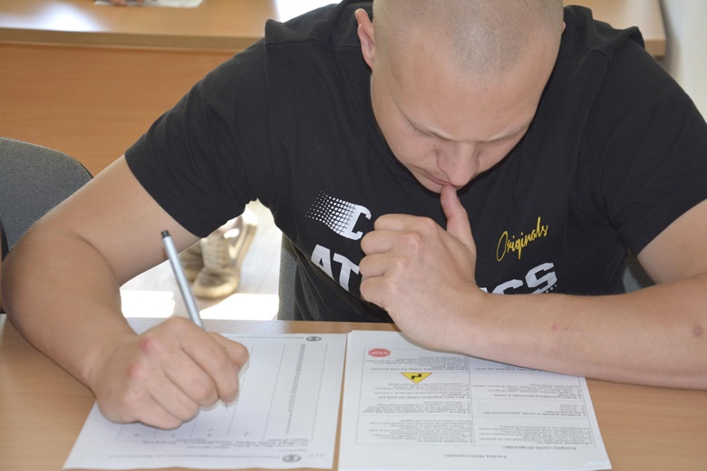 Konkurs motoryzacyjny w KPP w Środzie Śląskiej