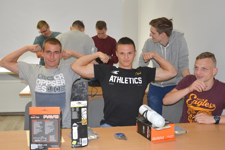 Konkurs motoryzacyjny w KPP w Środzie Śląskiej