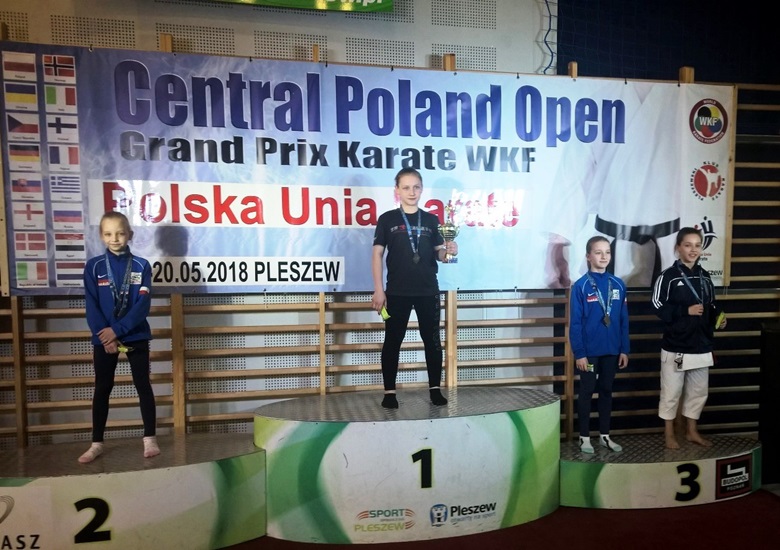 Młodzi karatecy na turnieju w Pleszewie