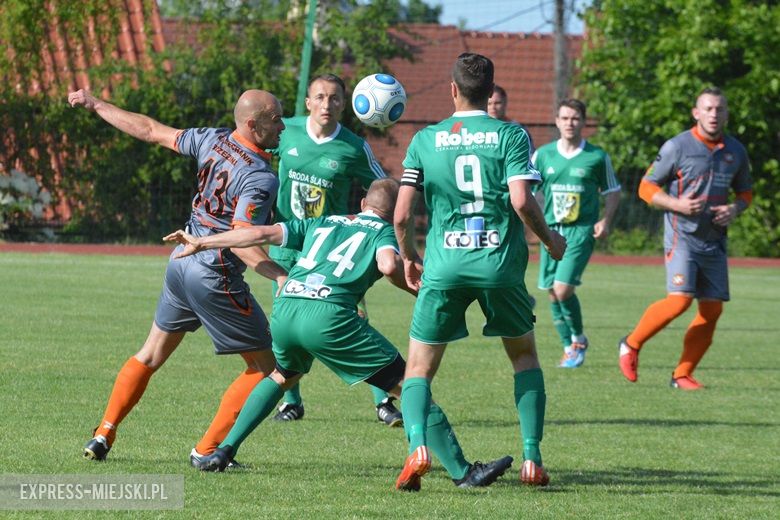 Sobotni mecz na stadionie miejskim w Środzie Śląskiej