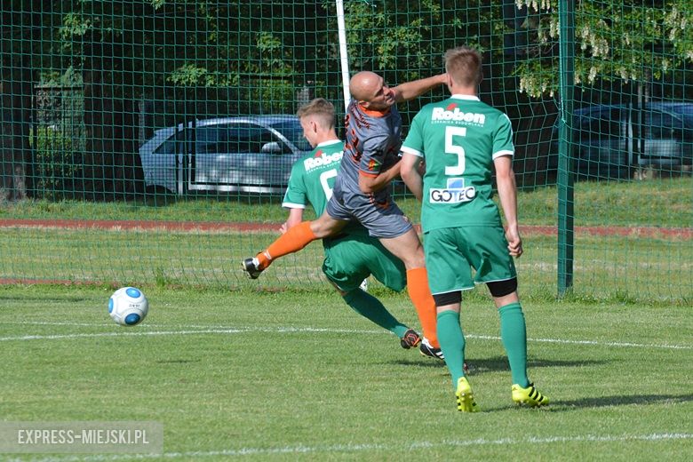 Sobotni mecz na stadionie miejskim w Środzie Śląskiej