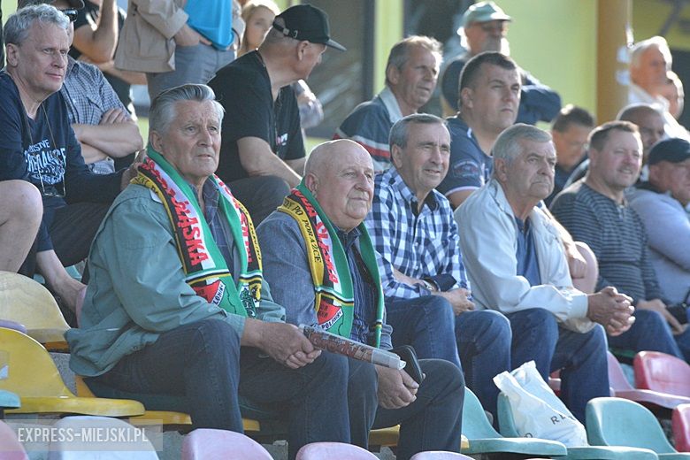 Sobotni mecz na stadionie miejskim w Środzie Śląskiej