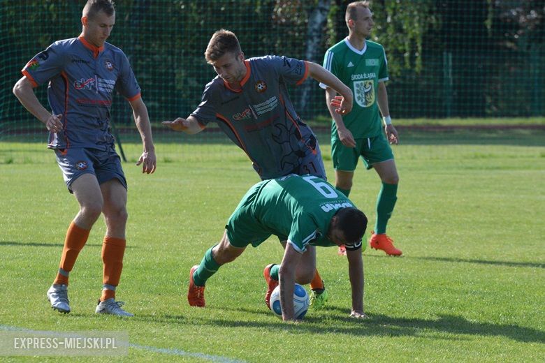 Sobotni mecz na stadionie miejskim w Środzie Śląskiej