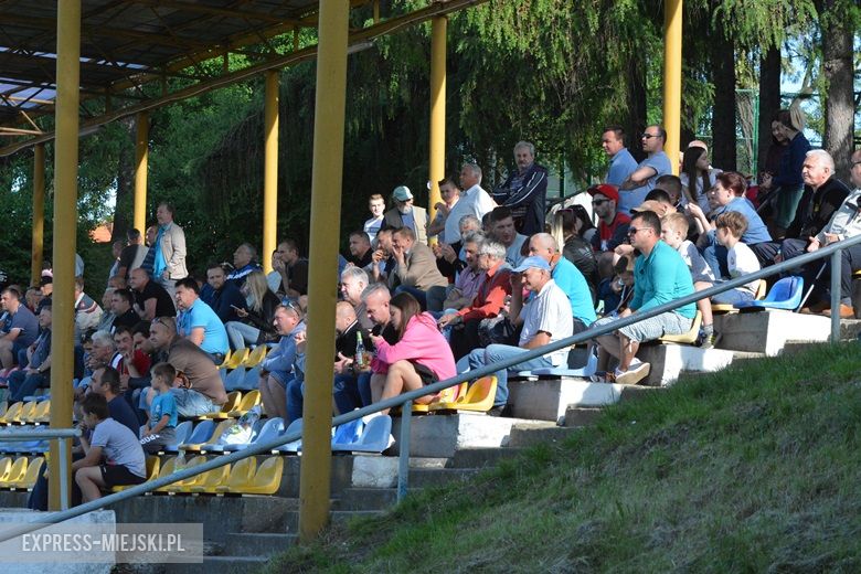 Sobotni mecz na stadionie miejskim w Środzie Śląskiej