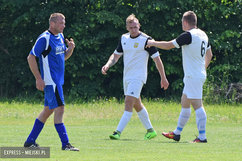 Tęcza Kwietno - Orzeł Pichorowice 6:0