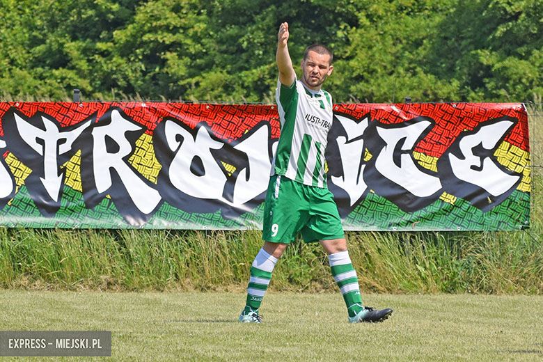 KS Piotrowice - Błękitni Pustków Wilczkowski 0:9