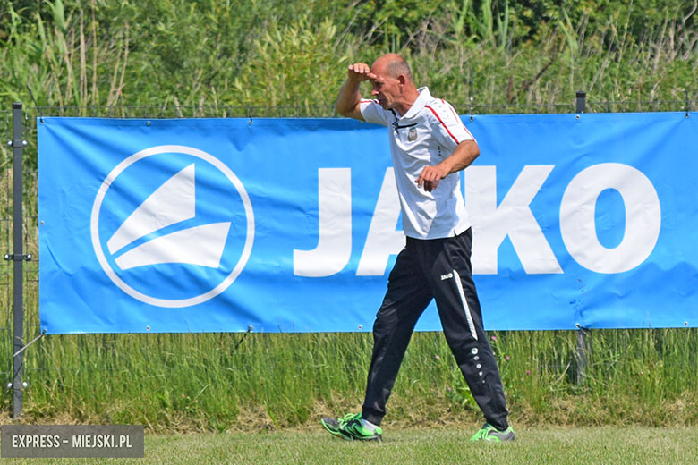 KS Piotrowice - Błękitni Pustków Wilczkowski 0:9