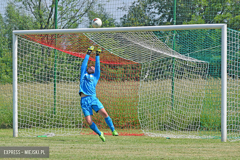 KS Piotrowice - Błękitni Pustków Wilczkowski 0:9