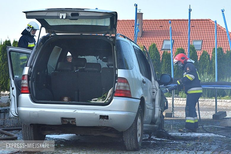 Pożar auta osobowego w Rakoszycach
