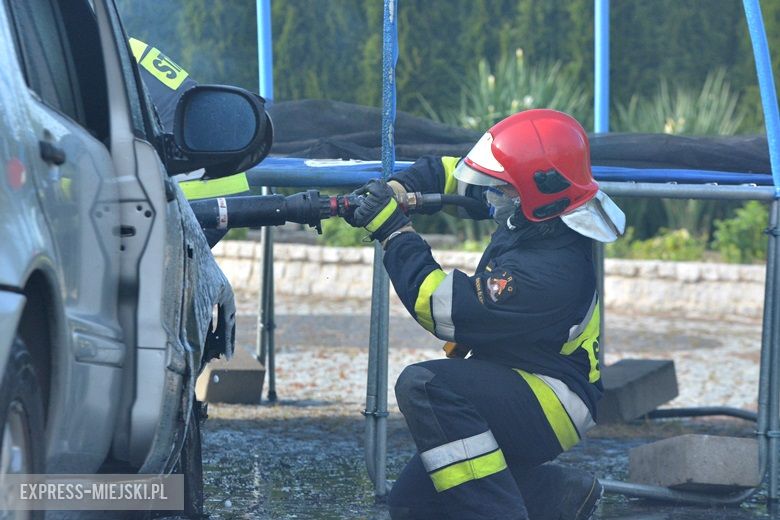 Pożar auta osobowego w Rakoszycach