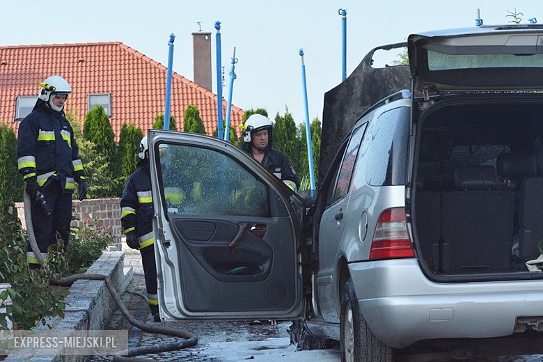 Pożar auta osobowego w Rakoszycach
