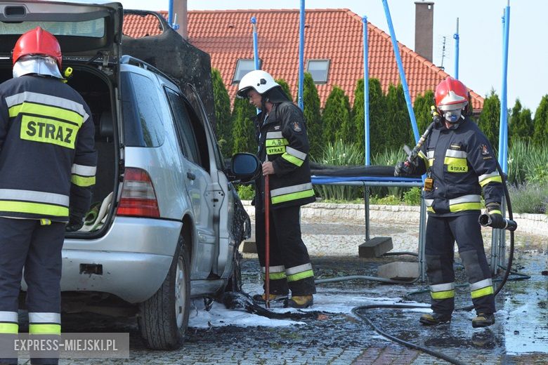 Pożar auta osobowego w Rakoszycach
