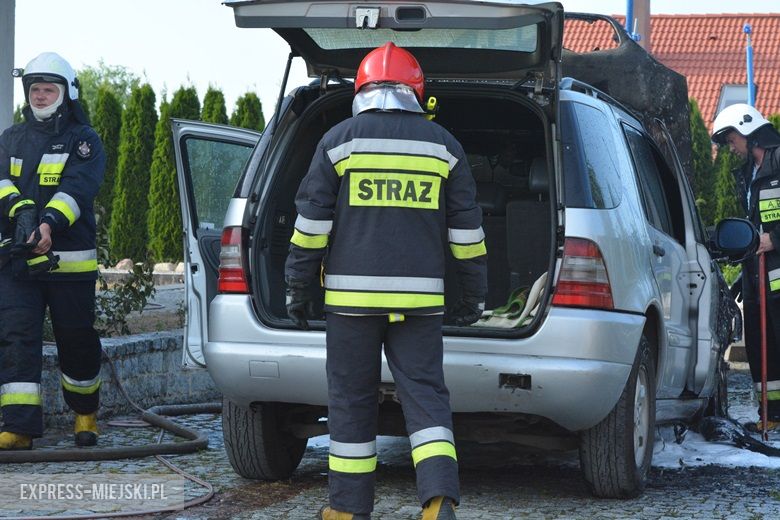 Pożar auta osobowego w Rakoszycach