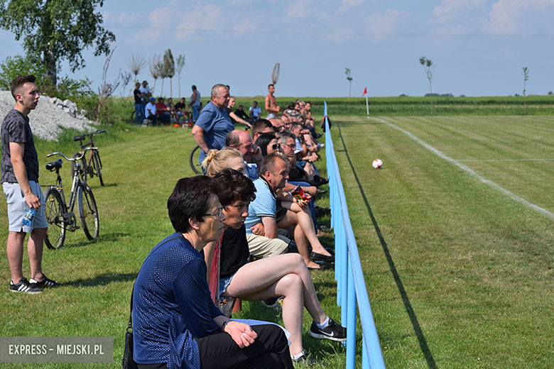LZS Osiek - Zjednoczeni Łowęcice 4:2
