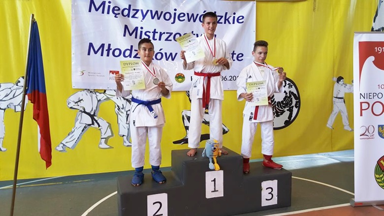 Młodzi karatecy z kolejnymi sukcesami