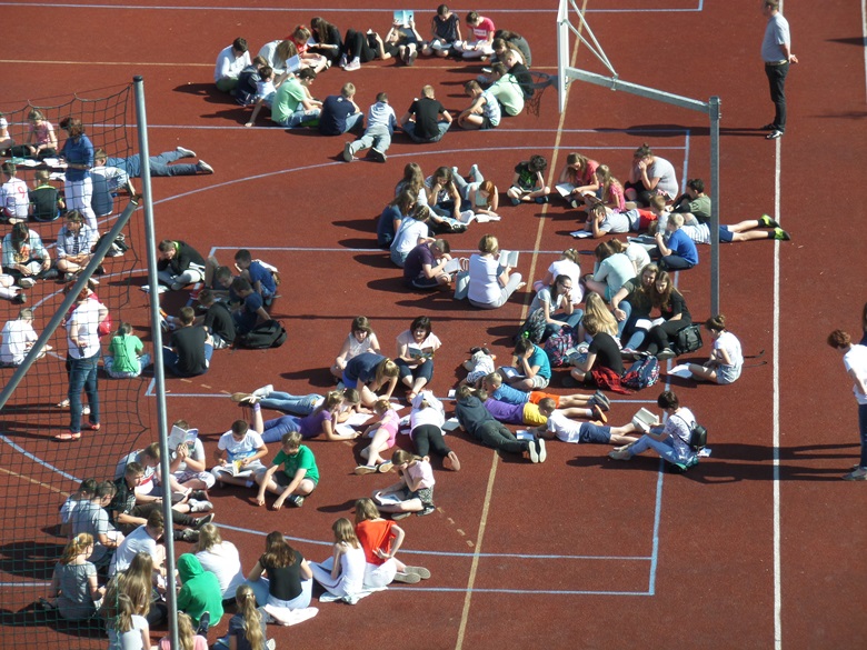 Akcja czytania w malczyckiej szkole