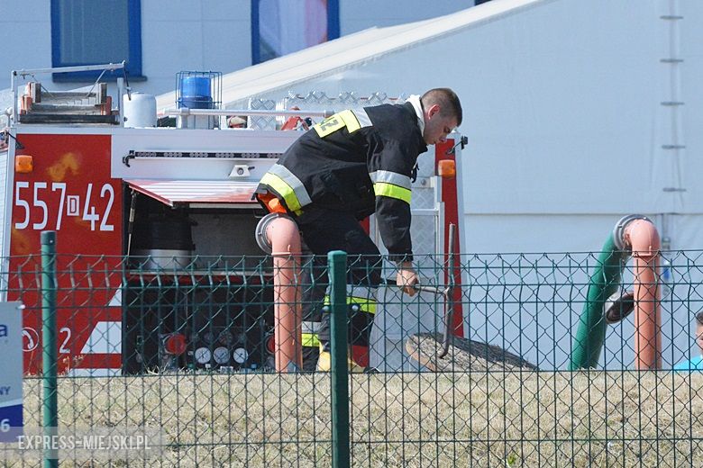 Ćwiczenia strażackie na strefie w Komornikach