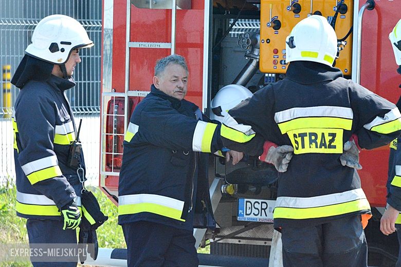 Ćwiczenia strażackie na strefie w Komornikach