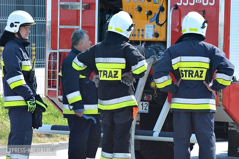 Ćwiczenia strażackie na strefie w Komornikach