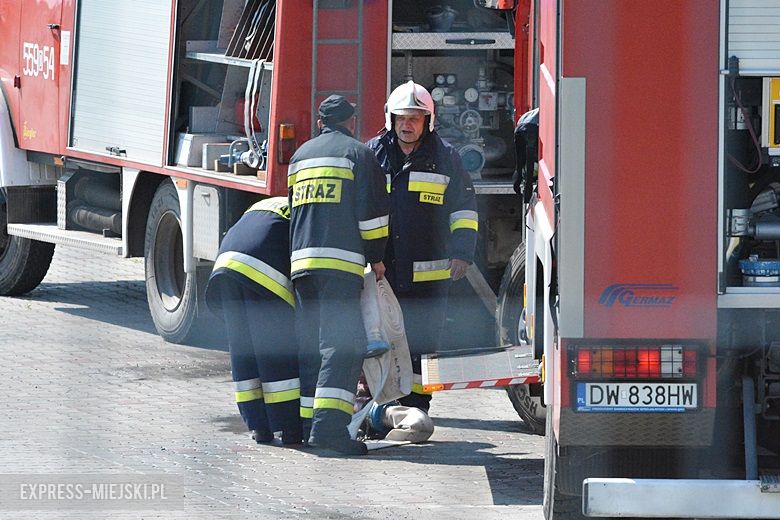 Ćwiczenia strażackie na strefie w Komornikach