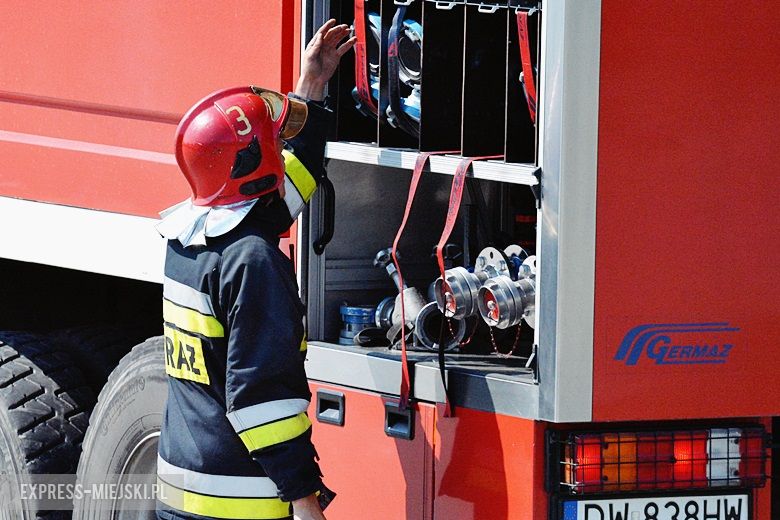 Ćwiczenia strażackie na strefie w Komornikach