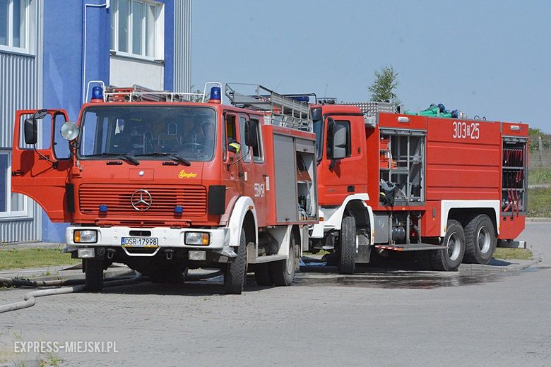 Ćwiczenia strażackie na strefie w Komornikach