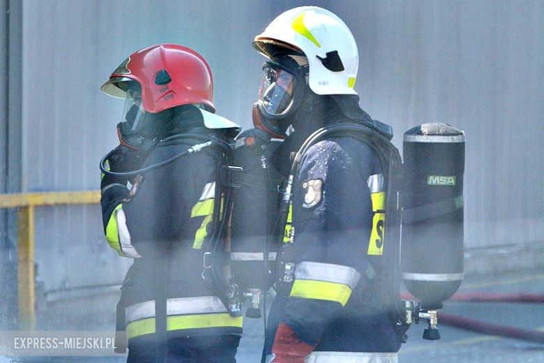 Ćwiczenia strażackie na strefie w Komornikach