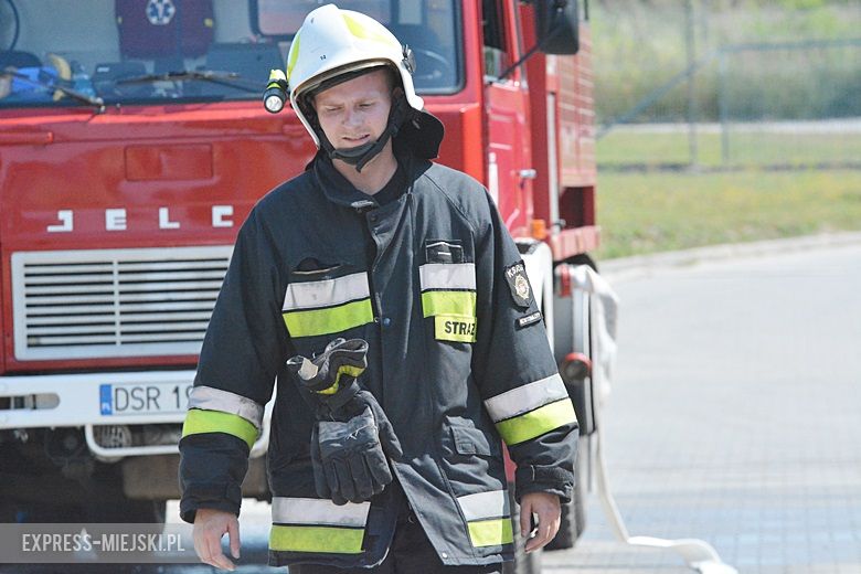Ćwiczenia strażackie na strefie w Komornikach
