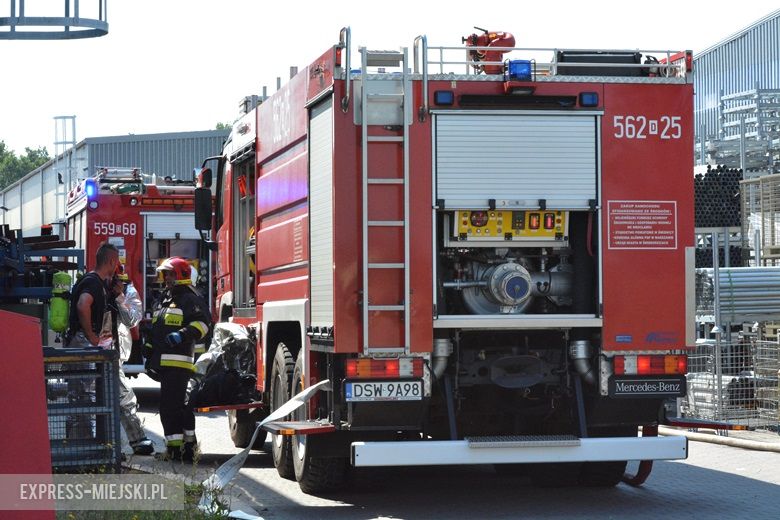 Ćwiczenia strażackie na strefie w Komornikach