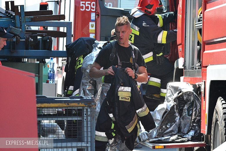 Ćwiczenia strażackie na strefie w Komornikach