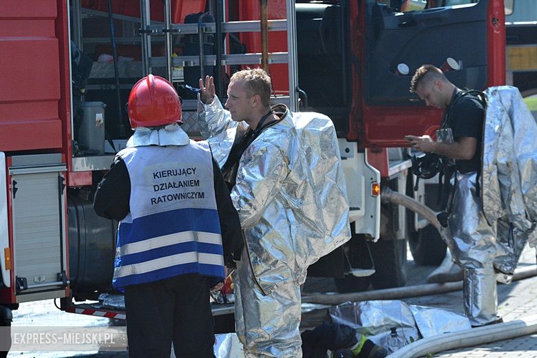 Ćwiczenia strażackie na strefie w Komornikach