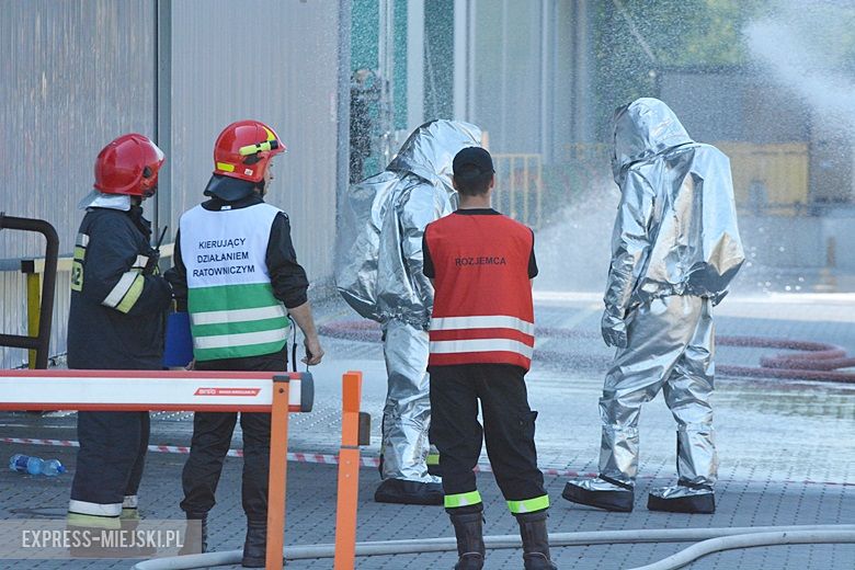 Ćwiczenia strażackie na strefie w Komornikach